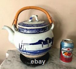 ANTIQUE CHINESE Large Blue & White TEAPOT