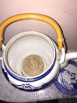 ANTIQUE CHINESE Large Blue & White TEAPOT