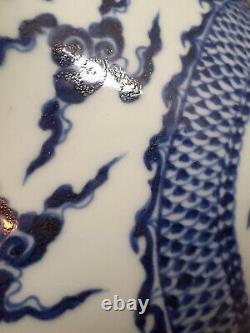 A LARGE CHINESE BOTTLE VASE Xuande Imperial 5 Claw Dragon