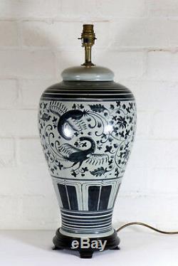 A Large Vintage Oriental Chinese Table Lamp Blue Crackle Glaze Antique Style