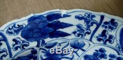 A good Antique Chinese porcelain large Kangxi blue and white dish