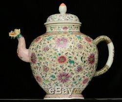 A very large Chinese porcelain famille rose tea pot, 19th century