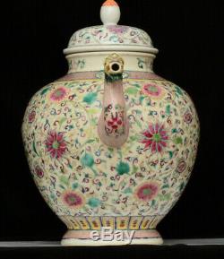 A very large Chinese porcelain famille rose tea pot, 19th century