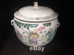 Antique Chinese Famille Rose Lidded Pot Large Kamcheng Early 20th C