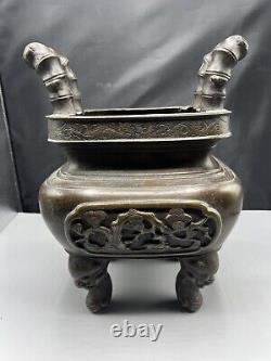 Antique Large Chinese Censer Heavy Bronze 19th Century Lovely Detail 5.8 Kilo