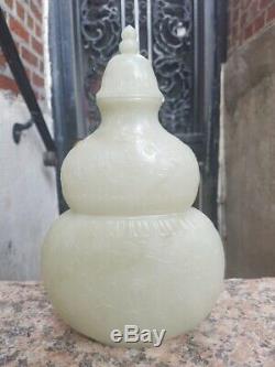 Beautiful Large Chinese Jade Vase