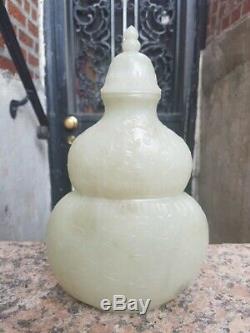 Beautiful Large Chinese Jade Vase