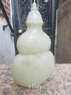 Beautiful Large Chinese Jade Vase