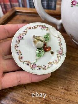 Beautiuful Large Chinese Qianlong Famile Rose Porcelain Teapot 18th Century