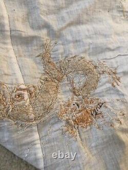CHINESE VERY LARGE SILK TAPESTRY DRAGONS 18th CENTURY (RARE!)