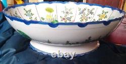 Chinese Porcelain Koi Large Bowl Kangxi Marks