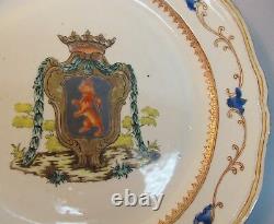 Fine CHINESE EXPORT Plate with Large Armorial Design of Lion c. 1780 antique