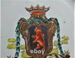 Fine CHINESE EXPORT Plate with Large Armorial Design of Lion c. 1780 antique
