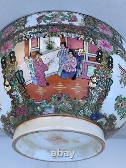 Gorgeous Large Antique Chinese Famille Rose Fruit Bowl. Early 19th C. Mint