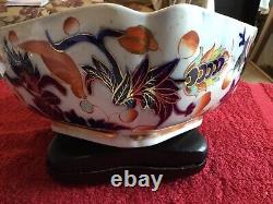 Imari Unmarked Large Bowl Chinese Late 18th C Hong Kong Pattern Ancient Hairline