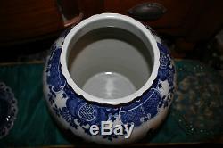 LARGE Chinese Blue & White Lidded Temple Jar Vase-Houses Water Trees-Porcelain