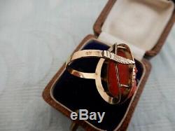 Large 19th century 9ct Gold Red Carved Coral Chinese ladies ring, estate lot
