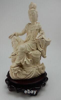 Large Antique Chinese Blanc De Chine Guanyin, 19th century Qianlong Mark 15