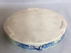 Large Antique Chinese Blue And White Porcelain Brush Washer In Great Condition