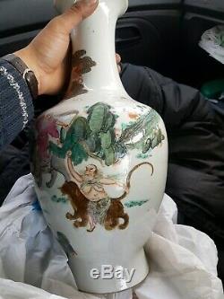 Large Antique Chinese Vase with Animals & Figures