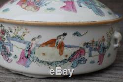 Large Antique lidded bowl with polychrome decoration Tongzhi period