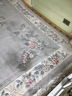 Large Chinese 100% Wool Floral Rug 278cmx372cm (9ftx12ft)