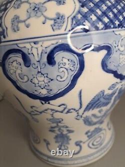 Large Chinese Blue & White Decorated Lidded Porcelain Urn 20th C 18 Tall