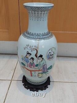 Large Chinese'Ladies' vase