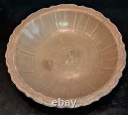 Large Chinese Ming Dynasty Longquan Celadon Dish with Wide Barbed Border C 1368+