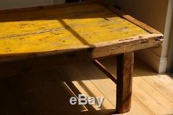 Large Chinese Painted Daybed or Coffee Table in Pine