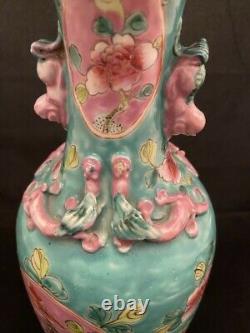 Large Chinese Peranakan Nyonya Straits Famille Rose Green-ground Vase