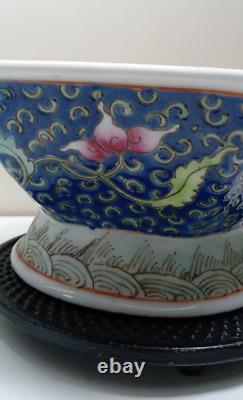 Large Chinese Porcelain Bowl Antique 19 C Famillie Rose