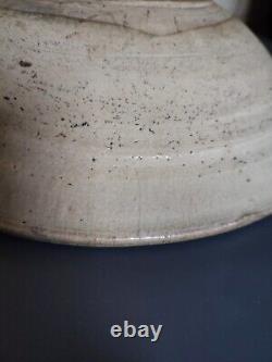 Large Chinese Swatow-Ware Bowl Zhangzhou Ming Dynasty