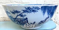 Large Quality 18th Century Chinese Blue and White Punch Bowl, Peony Design, VGC