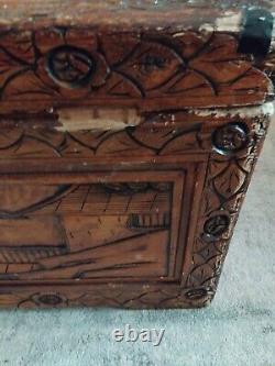 Large Wooden Antique Carved Chinese Camphor Blanket Box / Chest /Ottoman