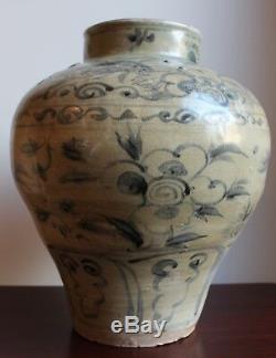 Large Yuan Dynasty Blue And White Jar With Oxford Authentication Tl Test