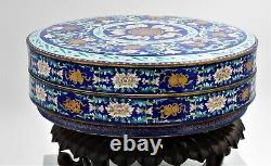 Large antique Chinese enamelled condiment box and cover