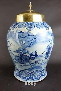 Large antique chinese porcelain temple jar with figures & horses Qing