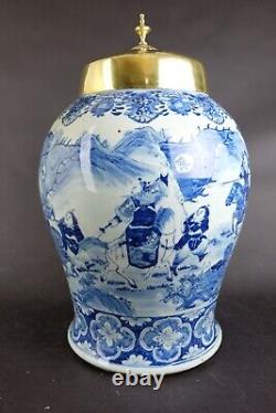 Large antique chinese porcelain temple jar with figures & horses Qing