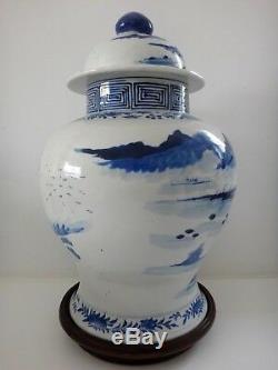 Large baluster blue white vase chinois potiche chinese porcelain Kangxi mark XIX