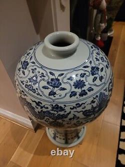 Large chinese antique Vase height 90cm x 45cm in diameter