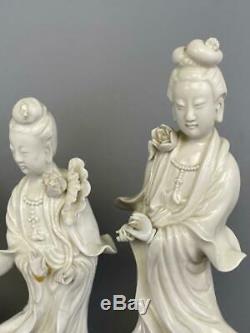 Lot 5 Large Asian Chinese Chinoiserie Blanc de Chine Kwan Yin Porcelain Figures