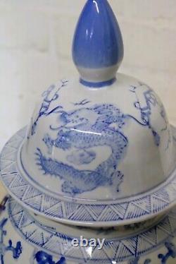 Vintage Blue & White Ginger Jar With Lid Antique Style Chinese Porcelain V Large