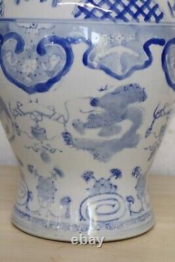 Vintage Blue & White Ginger Jar With Lid Antique Style Chinese Porcelain V Large