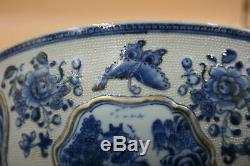 11 Grand 18 C. Antique Porcelaine Chinoise Bleue Et Blanche Avec Gilt Peint Bowl