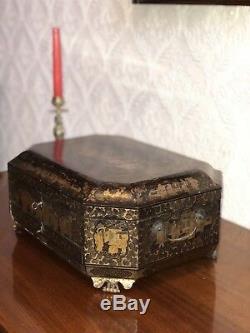 1820 Grand-siècle Antique Chinois En Bois Laqué Caddy Couture Boîte