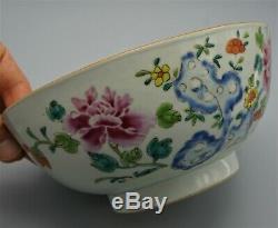 19 C Antique Chinese Fine Grande Famille Rose Bowl Avec La Conception Florale