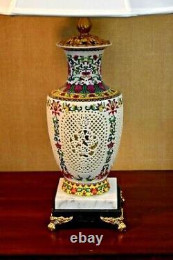 30 Vase De Porcelaine Chinois Lampe Percé Sculpté / Retraité Asiatique Oriental