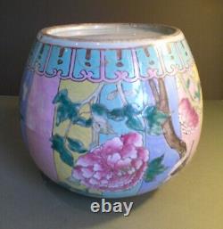 Ancien grand pot chinois à couvercle Famille Rose / polychrome