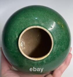 Antique Chinese Qing Dynasty Apple Green Ge Crackle Large Jar Vase Monochrome